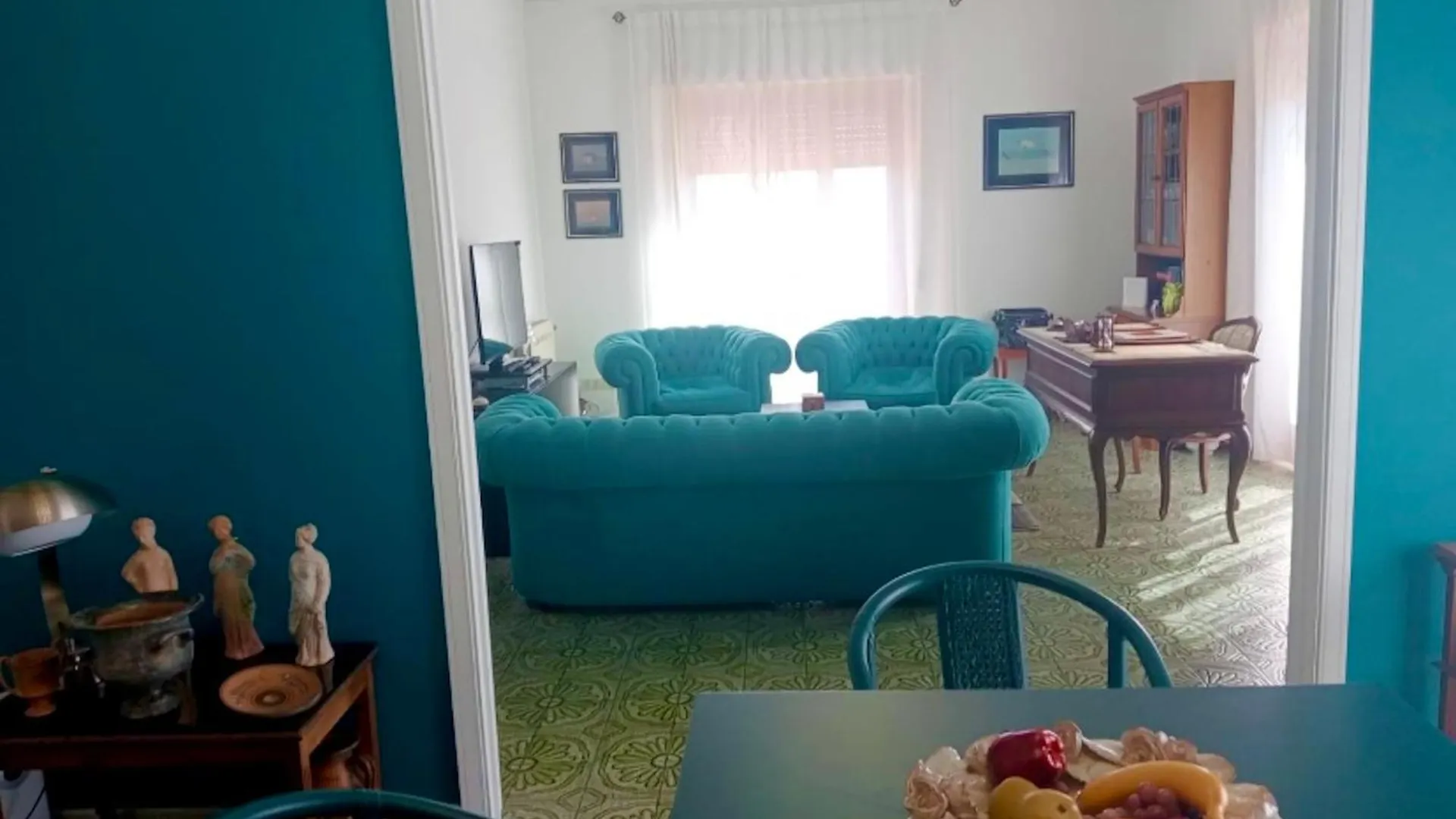Spacious Apartment In Taormina With Sea View And Balconies Italië