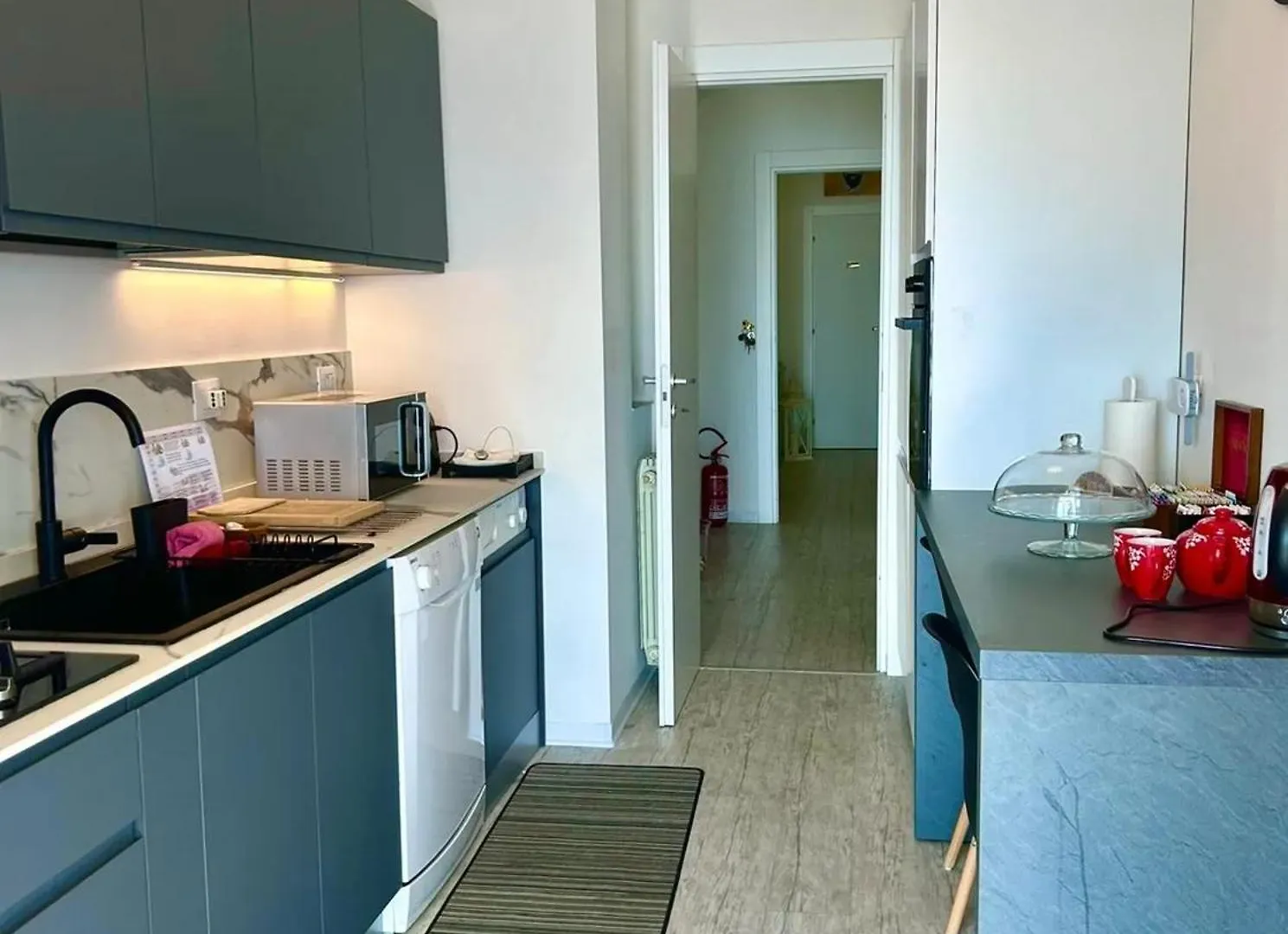 Spacious Apartment In Taormina With Sea View And Balconies